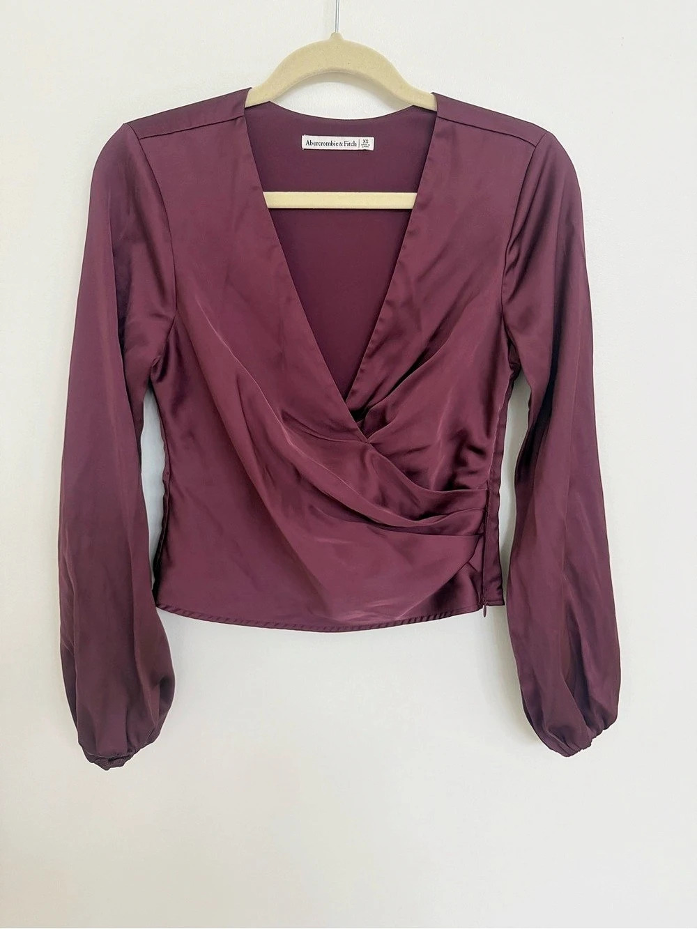 Abercrombie & Fitch Long-Sleeve Satin Wrap Top Purple XS